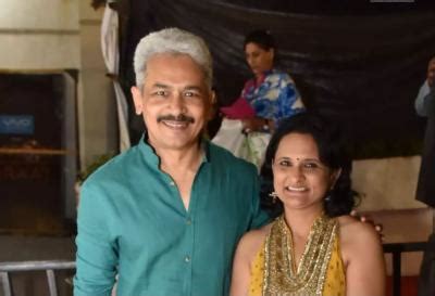 atul kulkarni wife|Atul Kulkarni (Actor) Age, Wife, Family, Biography.